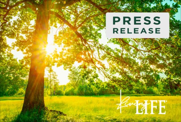 1b Fnl New Living Life Press Release Header Artwork Lifeu David Apr2020